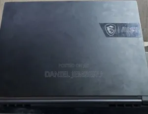New Laptop MSI Stealth 16 AI Studio 16GB Intel Core I7 SSD 1T