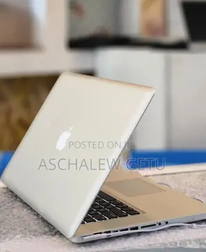 New Laptop Apple MacBook Pro 2010 4GB Intel Core I7 SSD 512GB