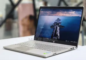 New Laptop HP Pavilion 15 8GB Intel Core I7 SSD 512GB