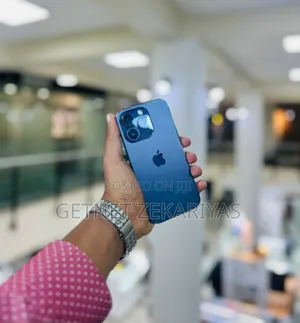 New Apple iPhone 15 Pro 128 GB Blue