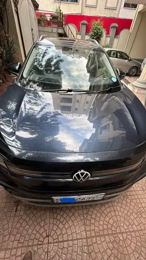 Volkswagen ID.6 2023 Black