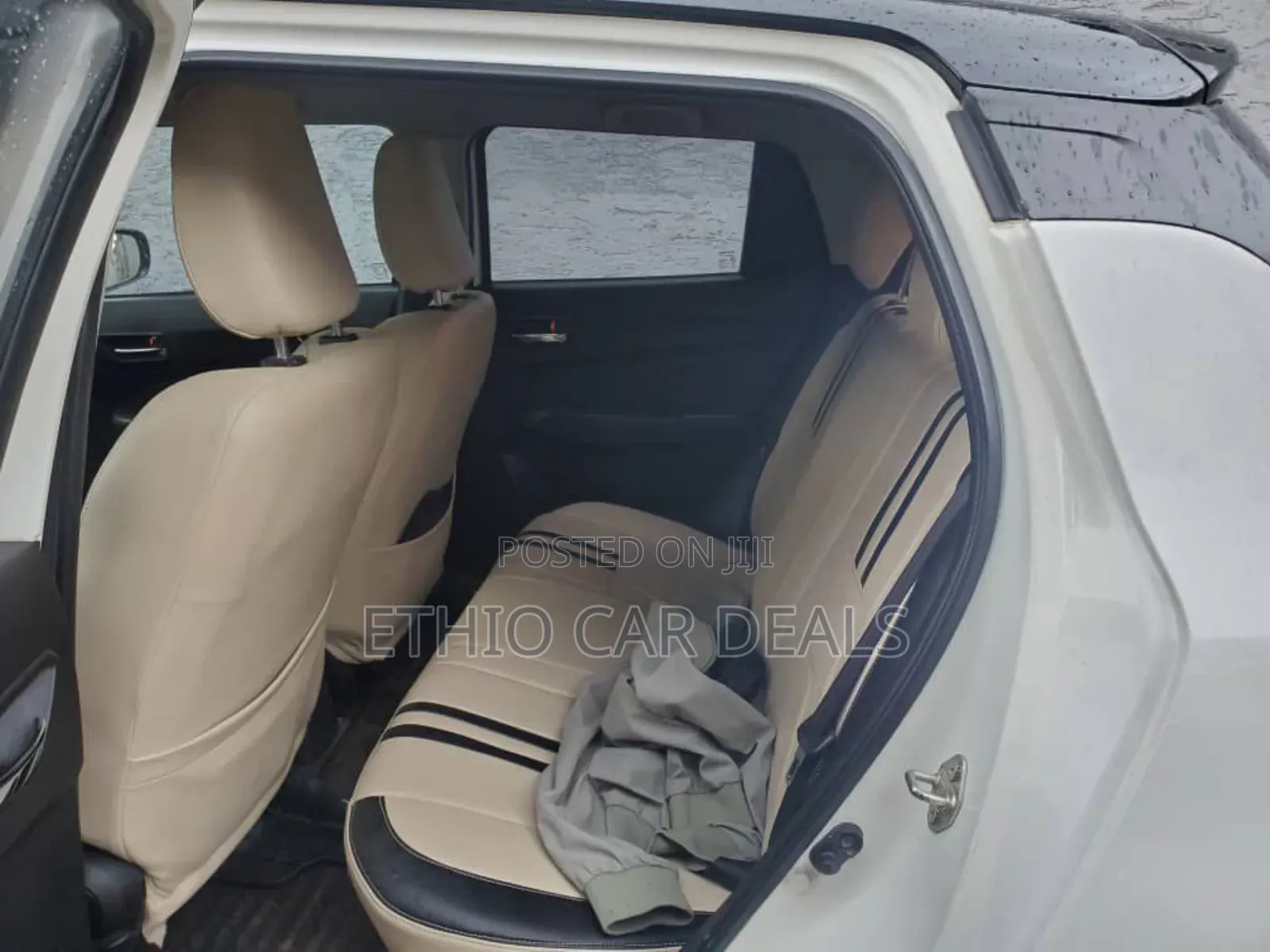 Suzuki Swift 2022 White