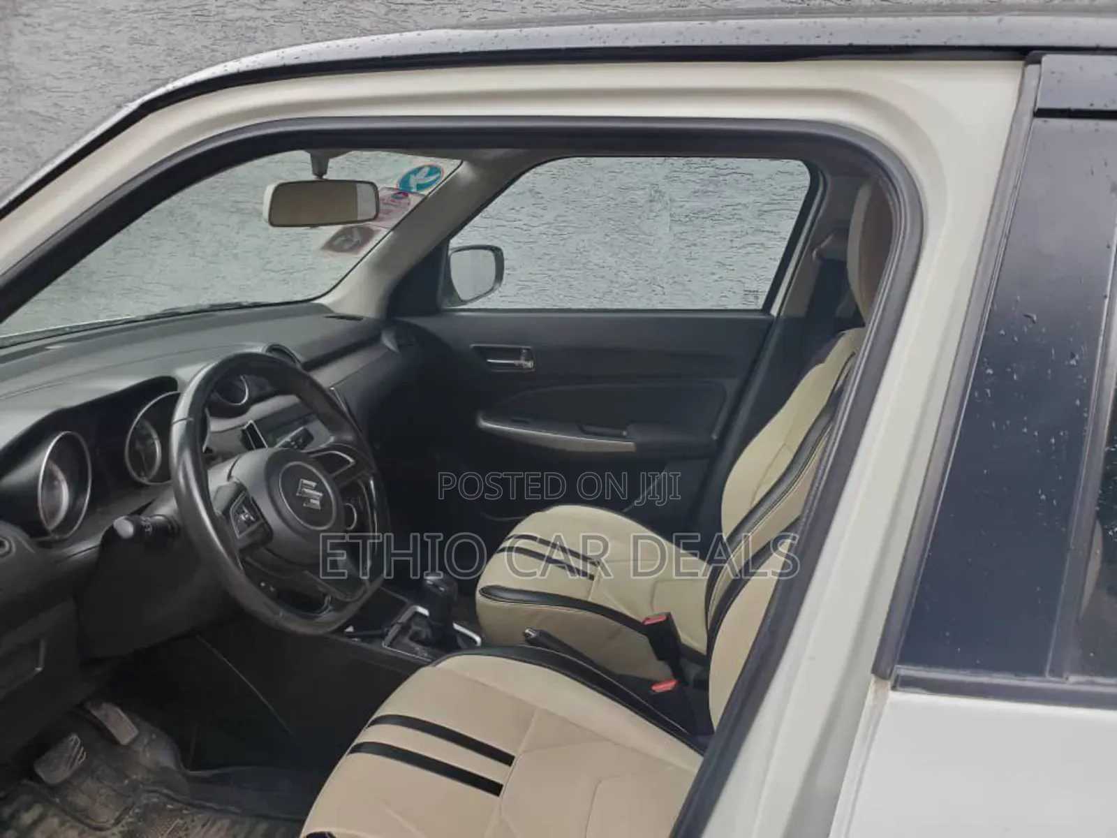 Suzuki Swift 2022 White