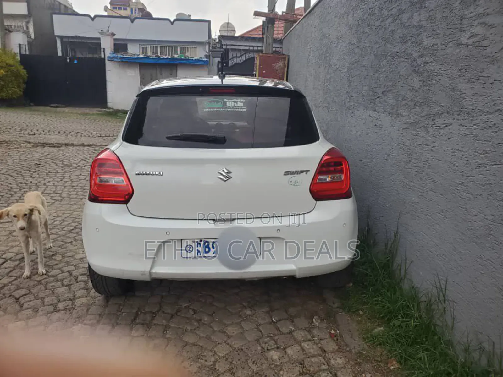 Suzuki Swift 2022 White