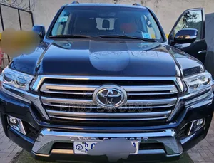 Toyota Land Cruiser 4.5 V8 VXR 2015 Black