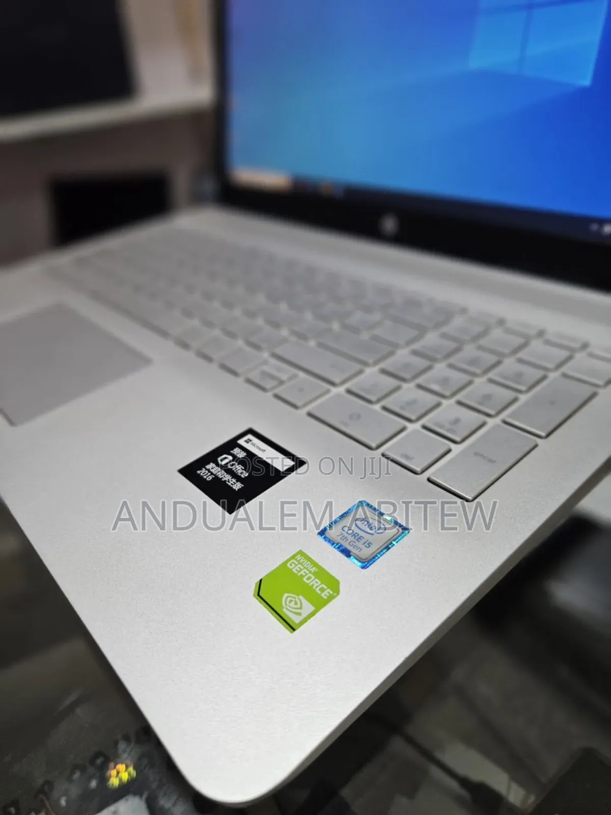 New Laptop HP Pavilion 15 8GB Intel Core I5 HDD+SSD 1T