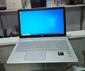 New Laptop HP Pavilion 15 8GB Intel Core I5 SSHD (Hybrid) 1.5T
