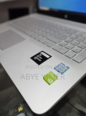 New Laptop HP Pavilion 15 8GB Intel Core I5 HDD+SSD 500GB