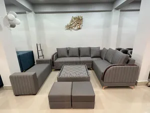 Quaint Couch Sofa Design With Table
