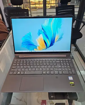New Laptop Lenovo Yoga 7i 16GB Intel Core I7 SSD 512GB