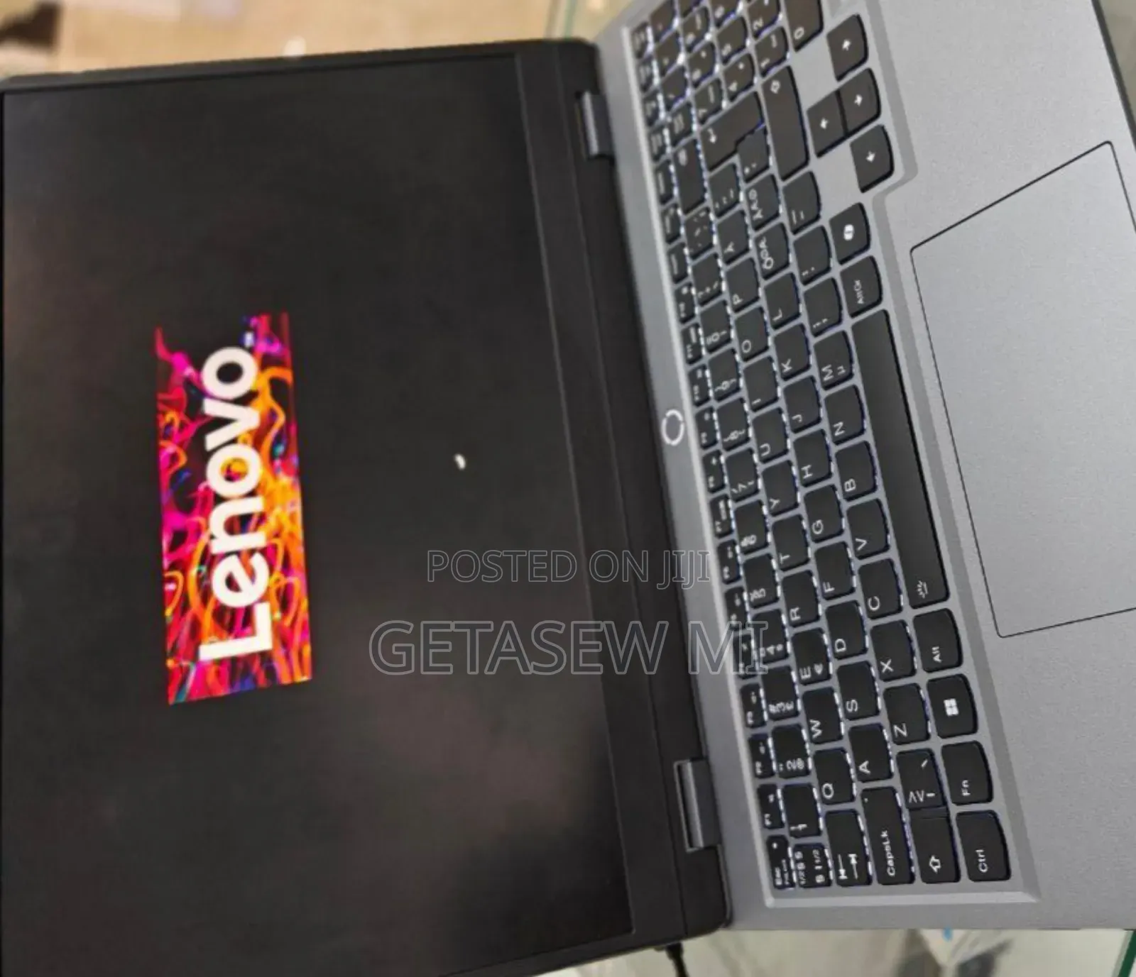 New Laptop Lenovo LOQ 15IRH8 16GB Intel Core I5 SSD 512GB