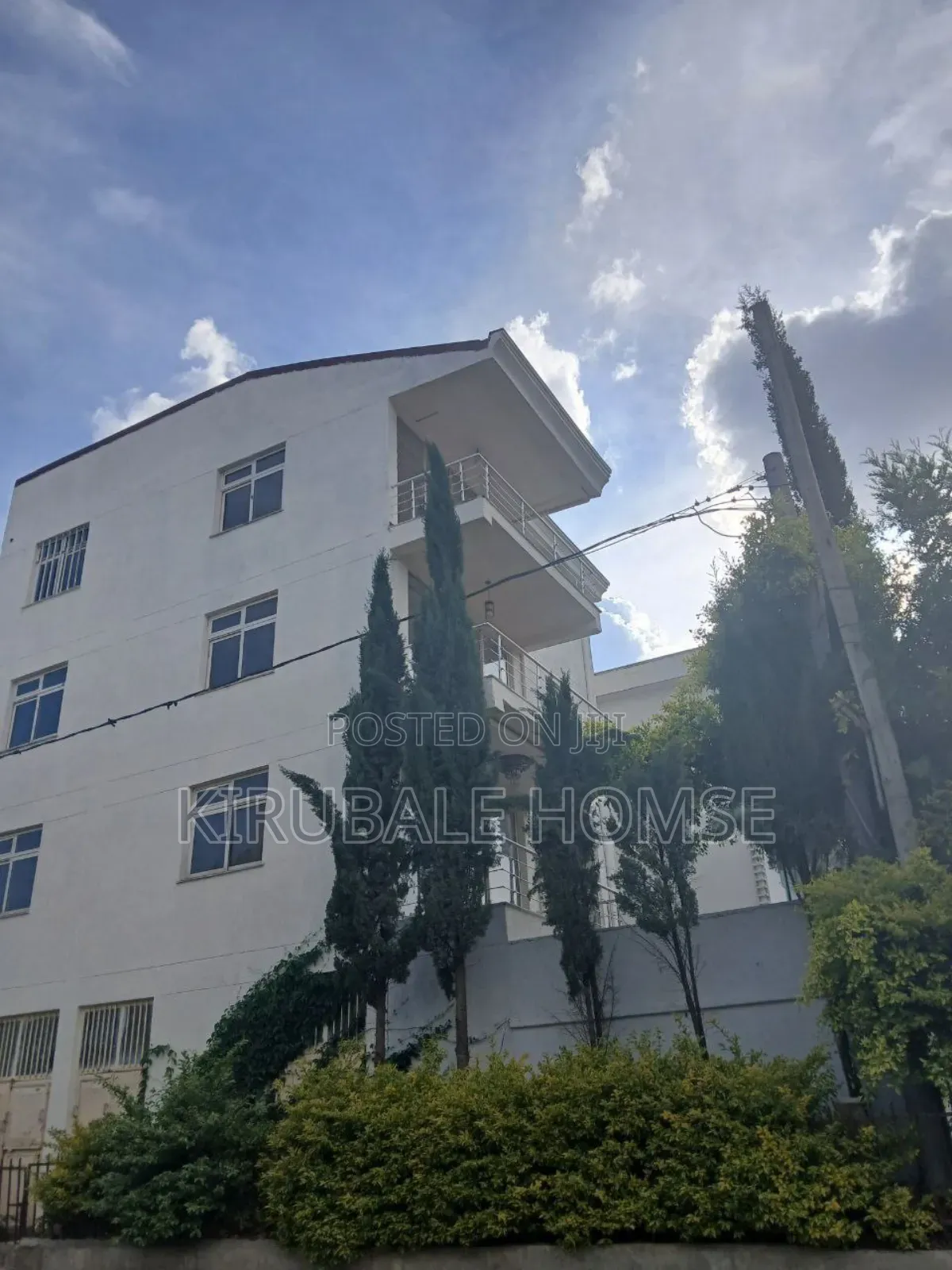 7bdrm Villa in Samite Cabrige  Area, Bole for sale