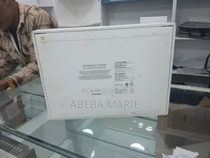 New Laptop Apple MacBook Air 2024 M3 15-Inch 16GB Apple M3 SSD 256GB