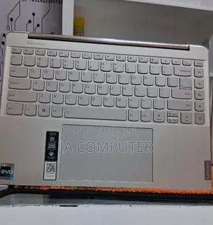 New Laptop Lenovo Yoga 9i 16GB Intel Core I7 SSD 512GB