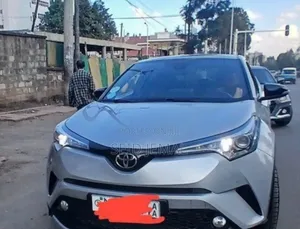 Toyota C-HR 2019 Silver