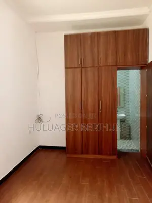 5bdrm House in Bole for sale