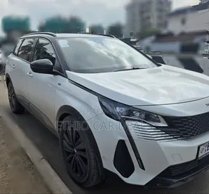 Peugeot 5008 2022 White