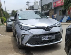 Toyota C-HR 2021 Silver