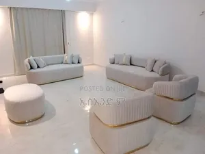 Twisty Classic Sofa Design