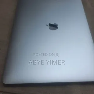 New Laptop Apple MacBook Pro 2017 16GB Intel Core I7 SSD 512GB