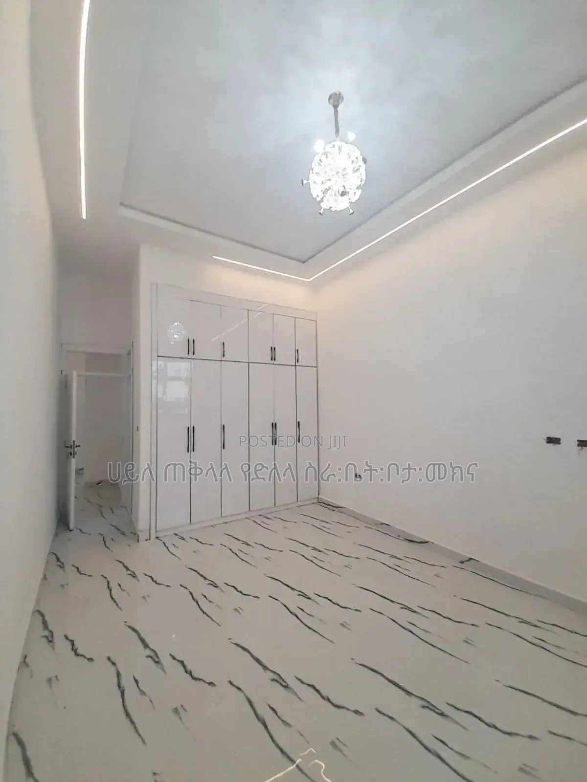 Furnished 6bdrm Villa in Ayat Area Inside, Yeka for sale