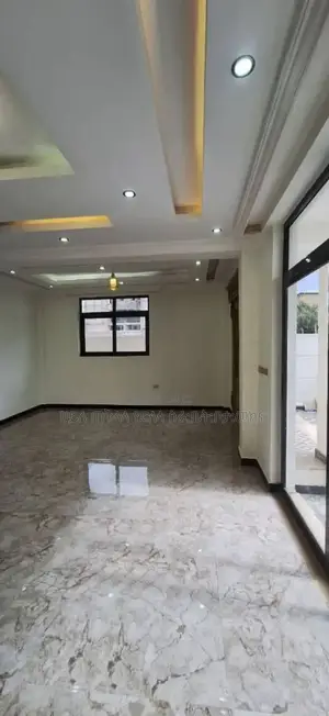 Furnished 3bdrm Villa in ጉርድሾላ Century ሞል, Bole for sale