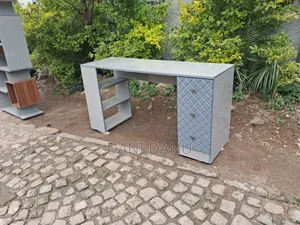 Reading Table