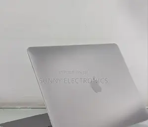 New Laptop Apple MacBook Pro M1 8GB Apple M1 Pro SSD 256GB