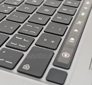 New Laptop Apple MacBook Pro M1 8GB Apple M1 SSD 256GB