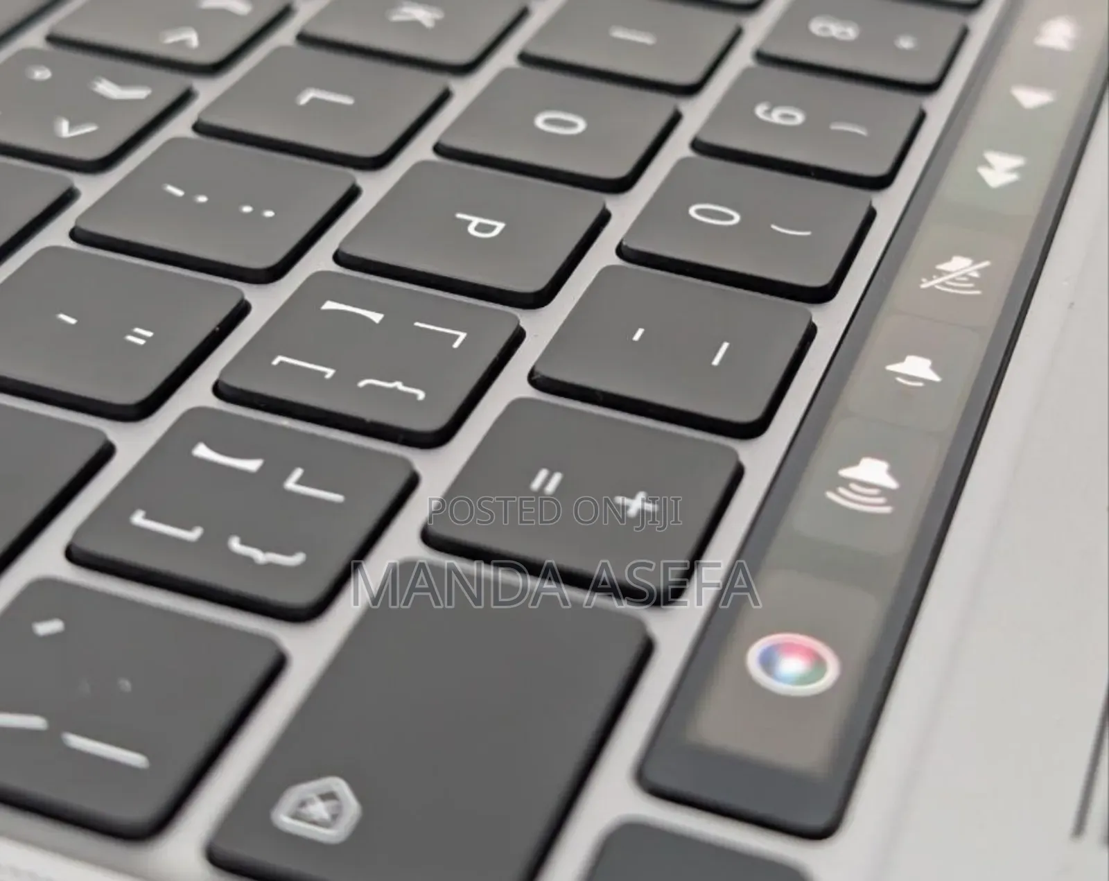 New Laptop Apple MacBook Pro M1 8GB Apple M1 SSD 256GB