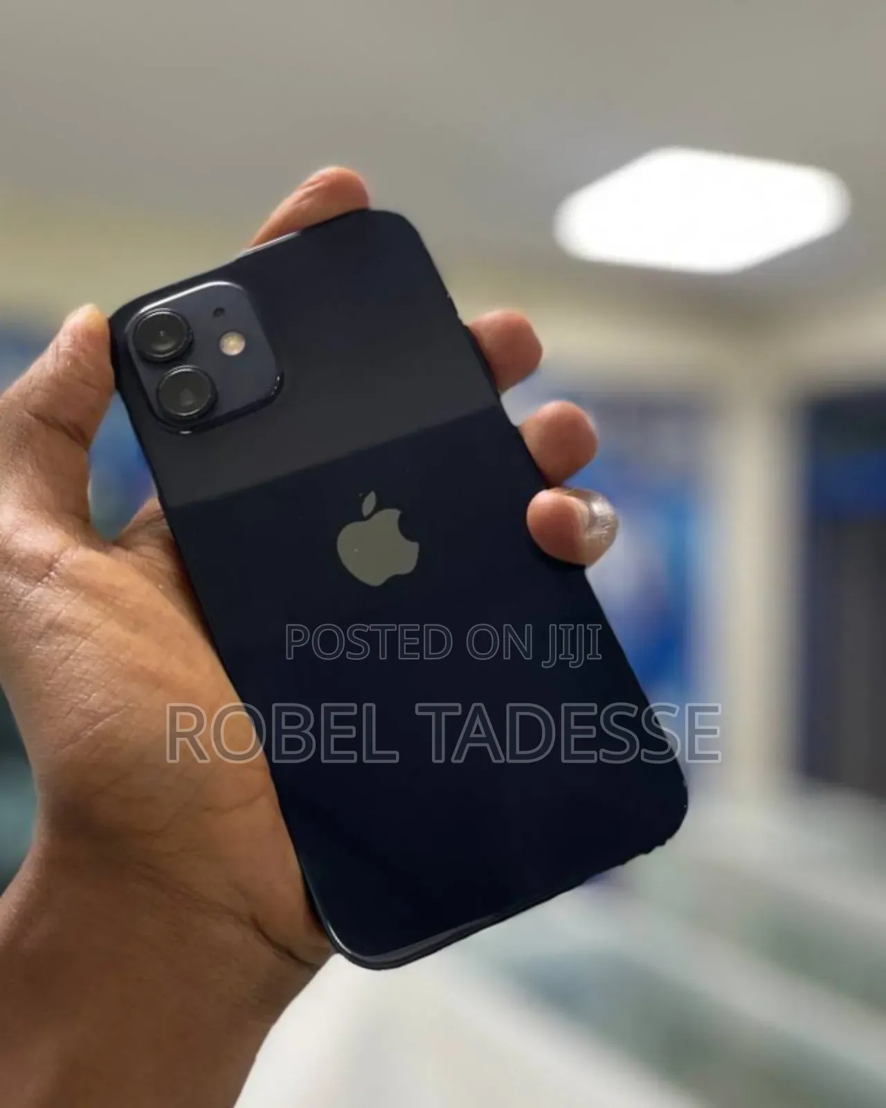 New Apple iPhone 12 64 GB Black