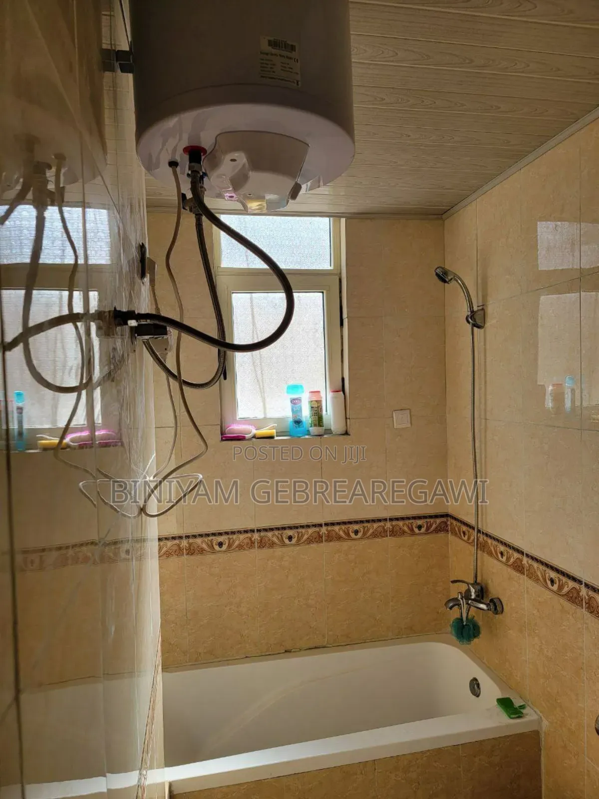 Furnished 1bdrm Apartment in Apartment, Yeka for rent