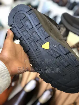 High Quality Black Leather Boots For Everyday Wear
