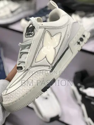 New Arrival Lv Stake Trainer Silver Fashion Ankle Boots