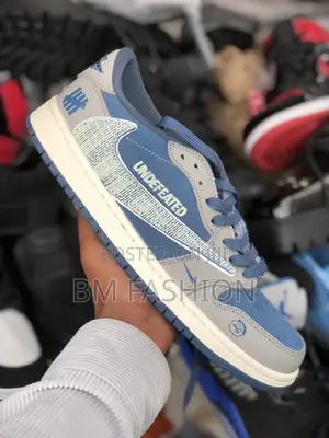 Travis Scott Quality Sneaker Blue