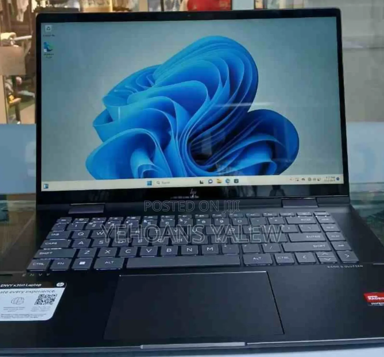 New Laptop HP Envy X360 8GB AMD Ryzen 5 SSD 512GB