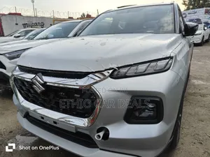 New Suzuki Vitara 2025 Silver