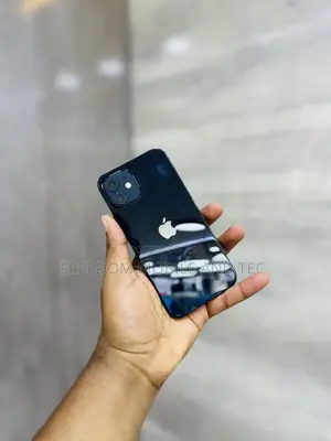 Apple iPhone 12 64 GB