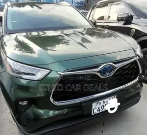 Toyota Highlander 2023 Green