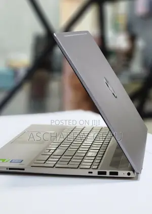 New Laptop HP Pavilion 15 8GB Intel Core I7 SSD 512GB