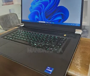 New Laptop Alienware M17x R2 32GB Intel Core I7 SSD 1T
