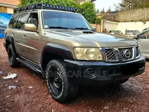 Nissan Patrol 2007 Gold