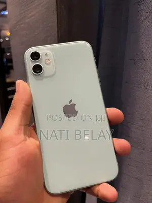 New Apple iPhone 11 128 GB White