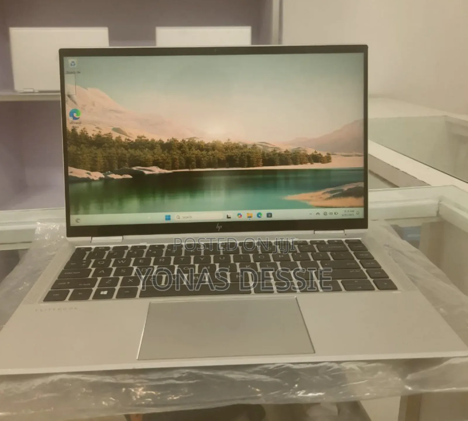 New Laptop HP EliteBook x360 1040 G7 16GB Intel Core i7 SSD 512GB