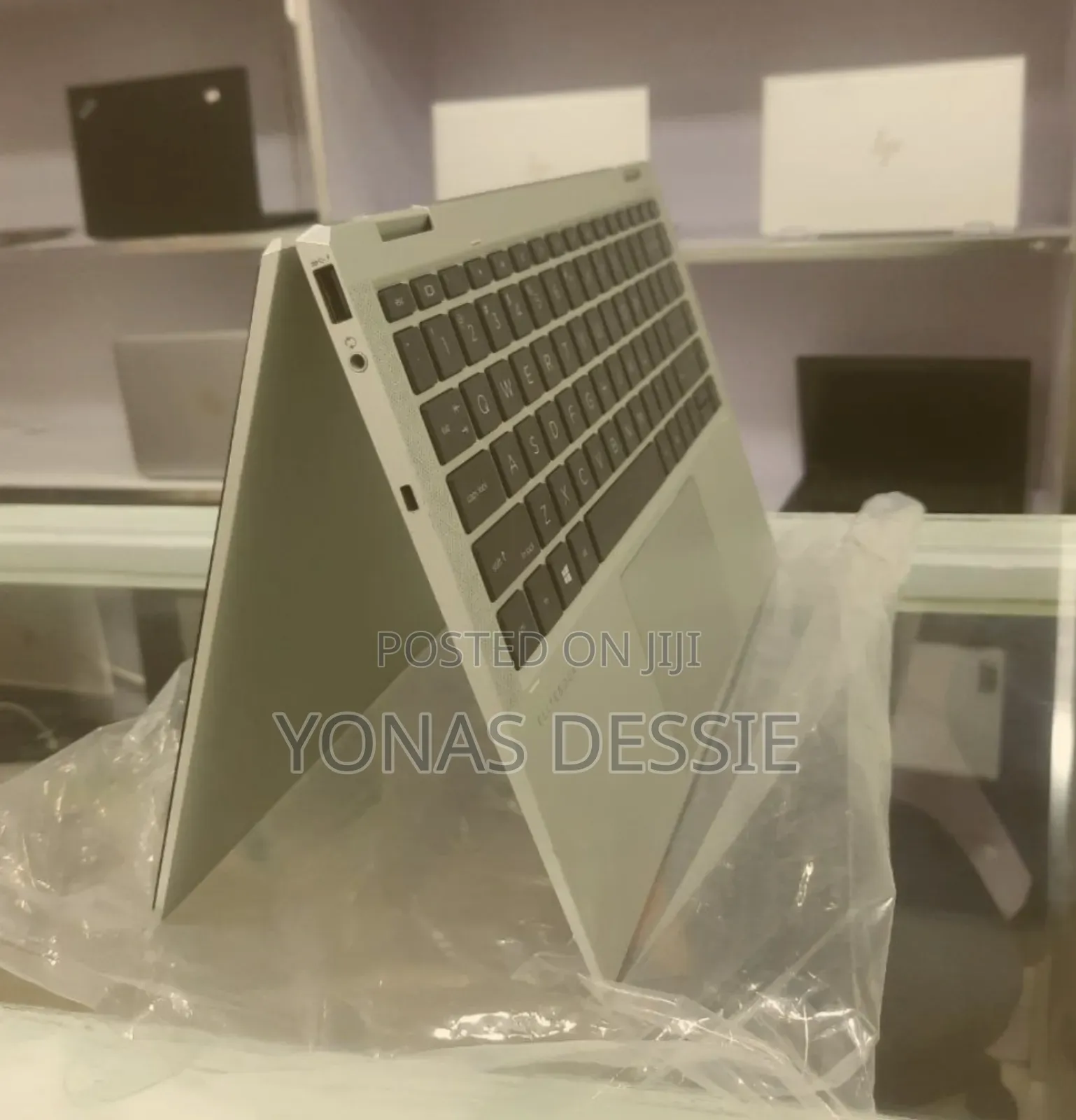 New Laptop HP EliteBook x360 1040 G7 16GB Intel Core i7 SSD 512GB