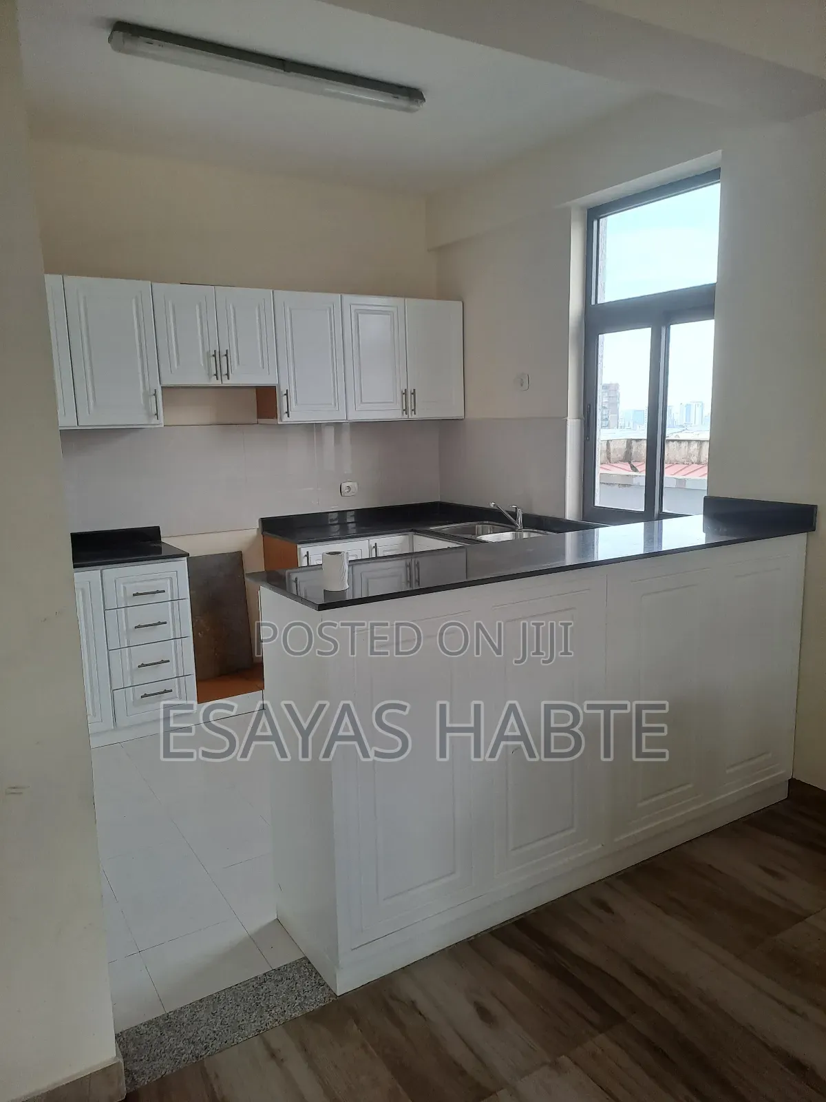 Furnished 3bdrm Apartment in Arada for rent
