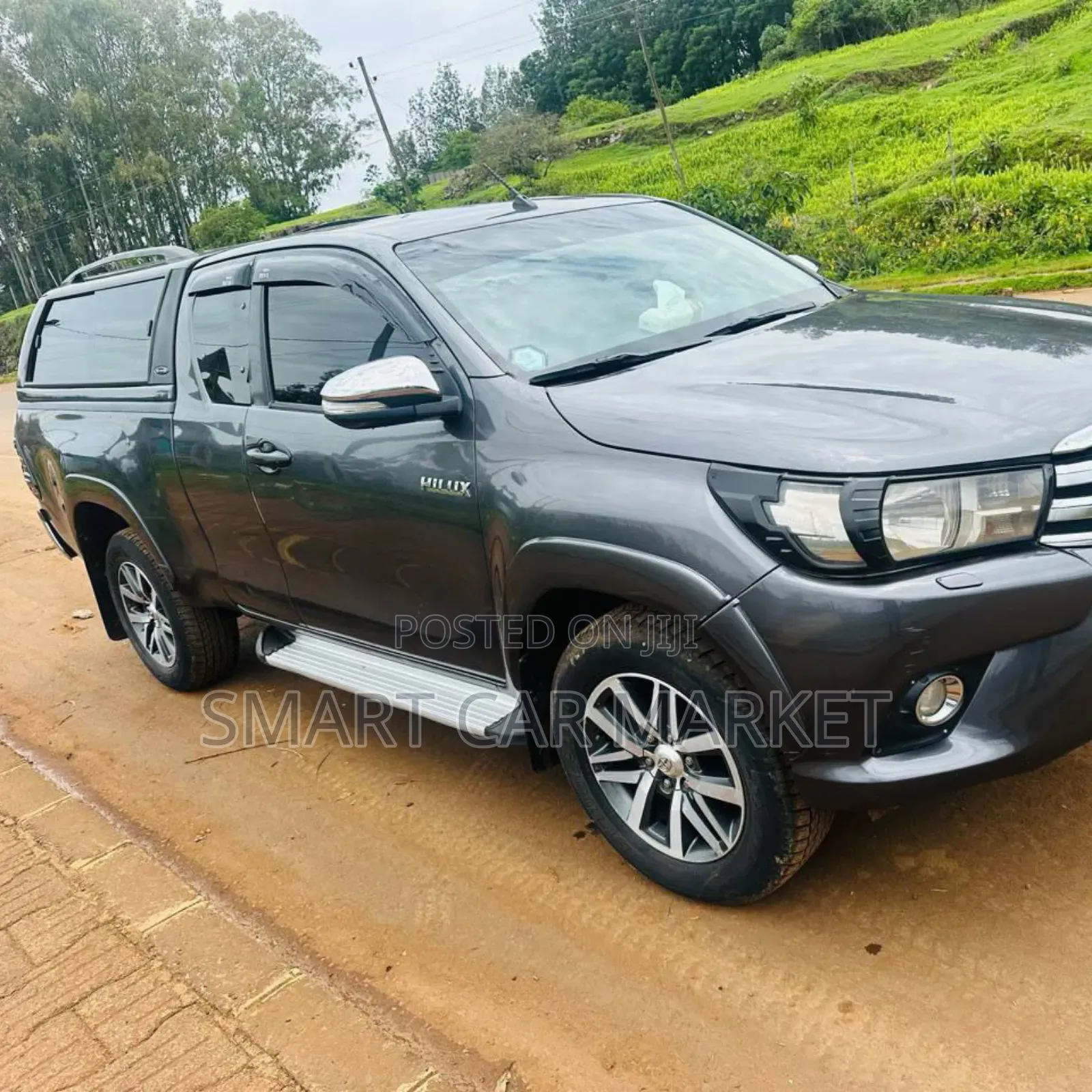 Toyota Hilux 2018 Gray
