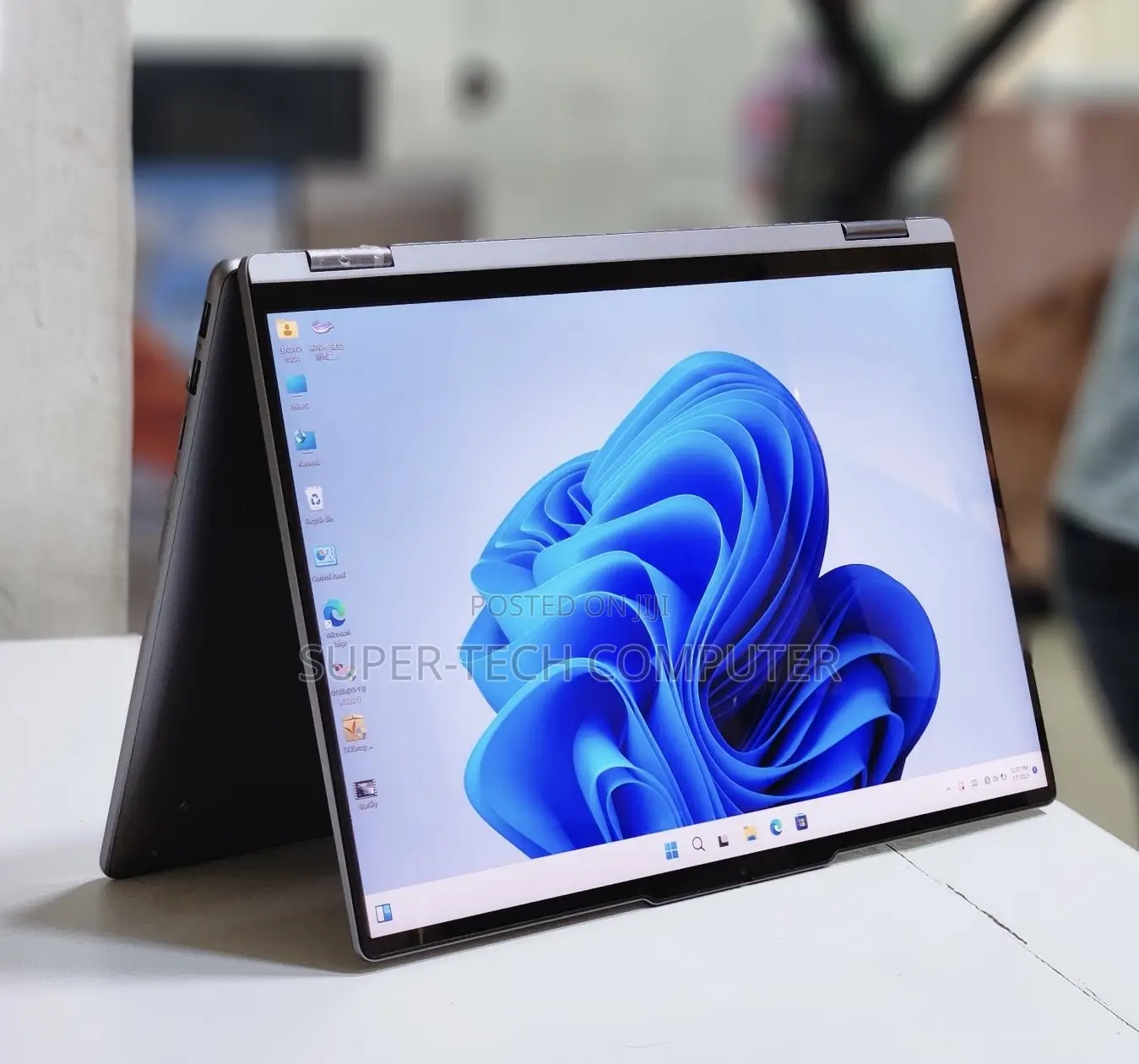 New Laptop Lenovo Yoga 7i 16GB Intel Core I7 SSD 1T