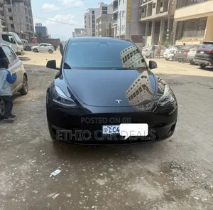 Tesla Model Y 2023 Black