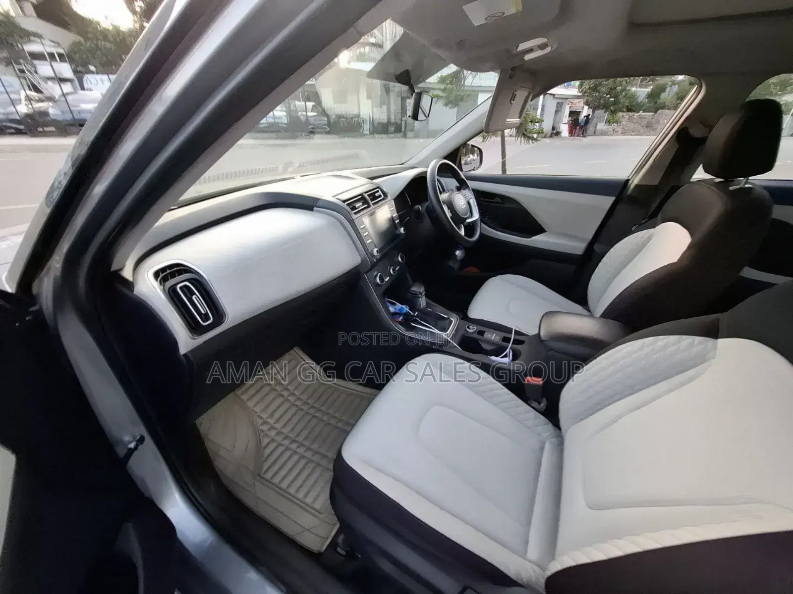Hyundai Creta 2023 Silver